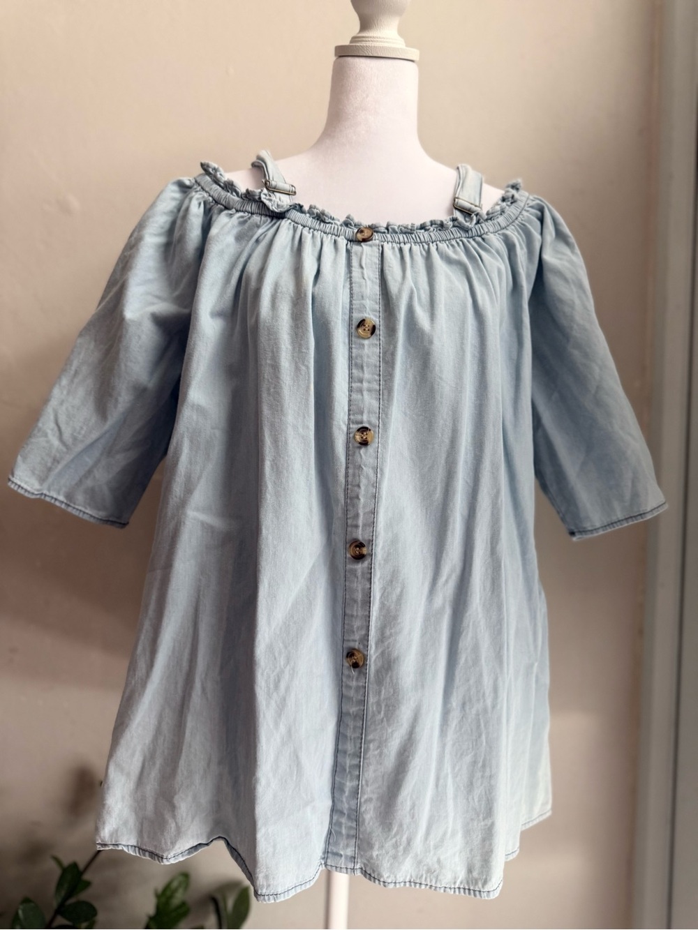Girls' Light Blue Off-Shoulder Button-Front Top